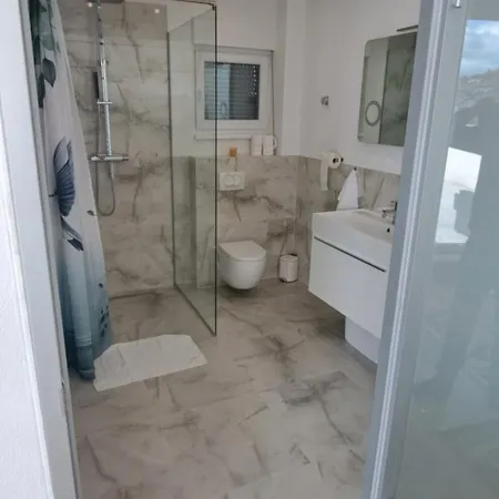 Luxury Penthouse With Free Parking Appartement