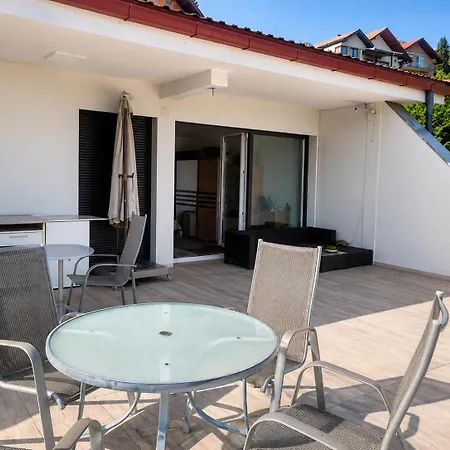 Luxury Penthouse With Free Parking *