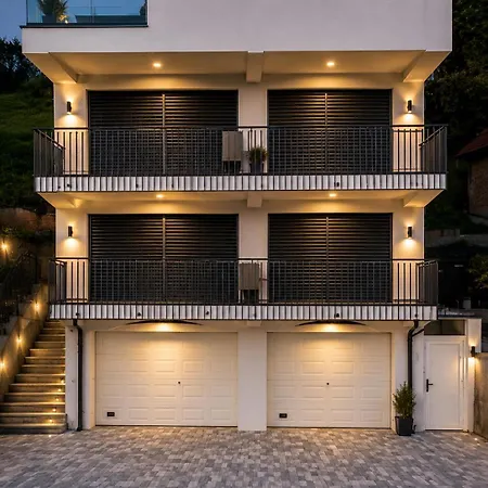Luxury Penthouse With Free Parking *